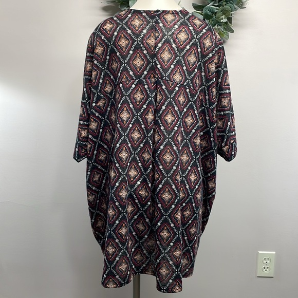 Torrid Kimono Open Front Cardigan Black Print Size 2 - Picture 5 of 16